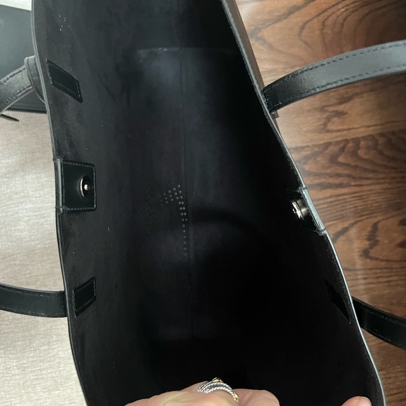 Saint Laurent Shopper Tote - Picture 4 of 11